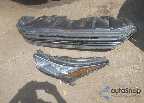 2020 Toyota Highlander Le из США, поврежденный, VIN 5TDBZRBH7LS510644